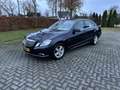 Mercedes-Benz E 220 Elegance Blauw - thumbnail 1