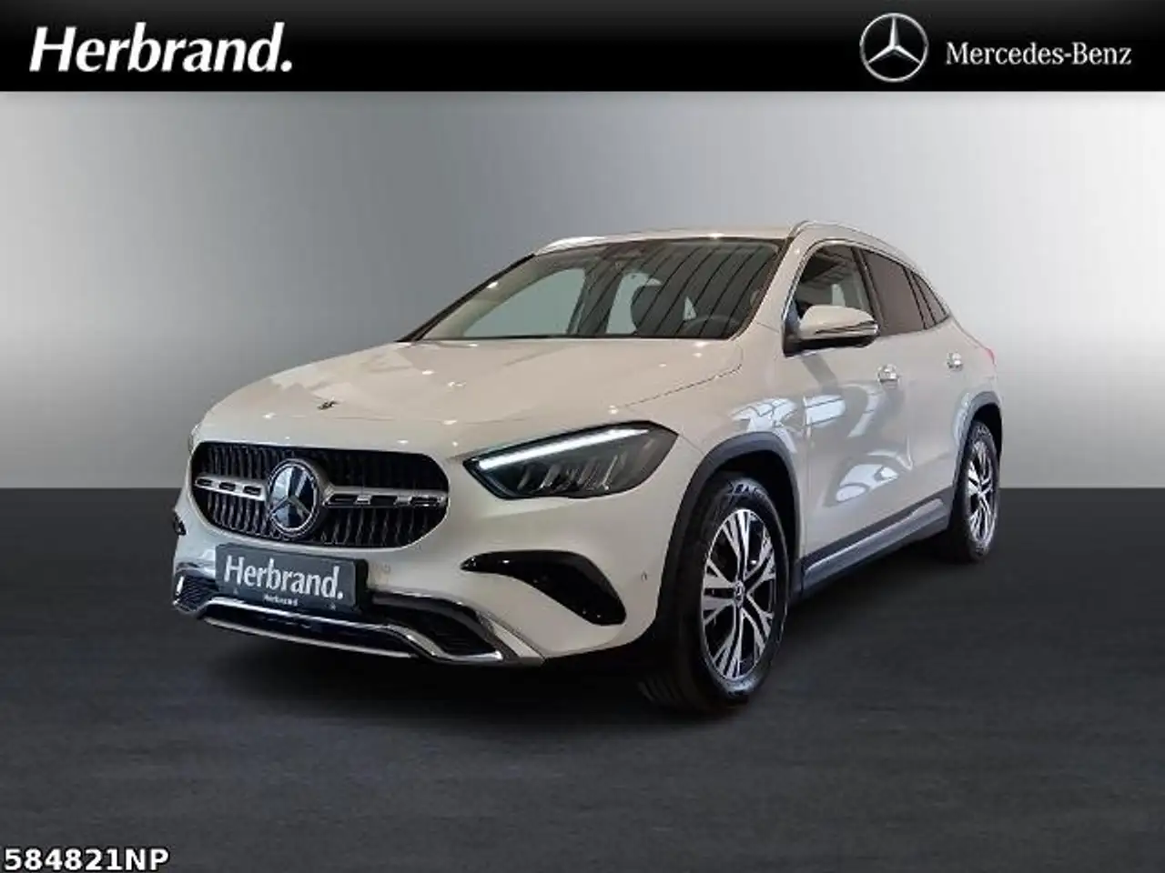 Mercedes-Benz GLA 220
