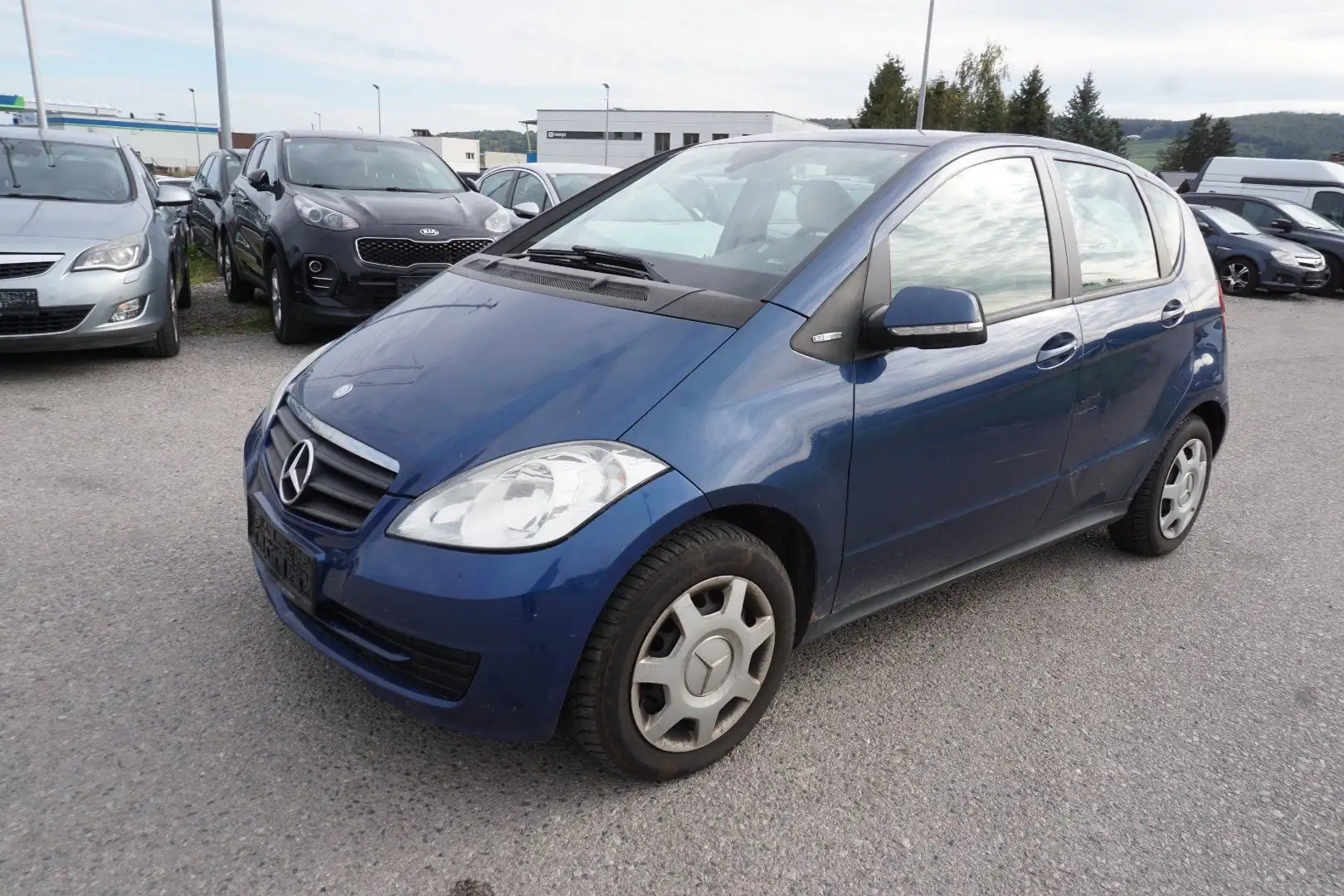 Mercedes-Benz A 160 A-Klasse A 160 Classic BlueEFF Blau - 2