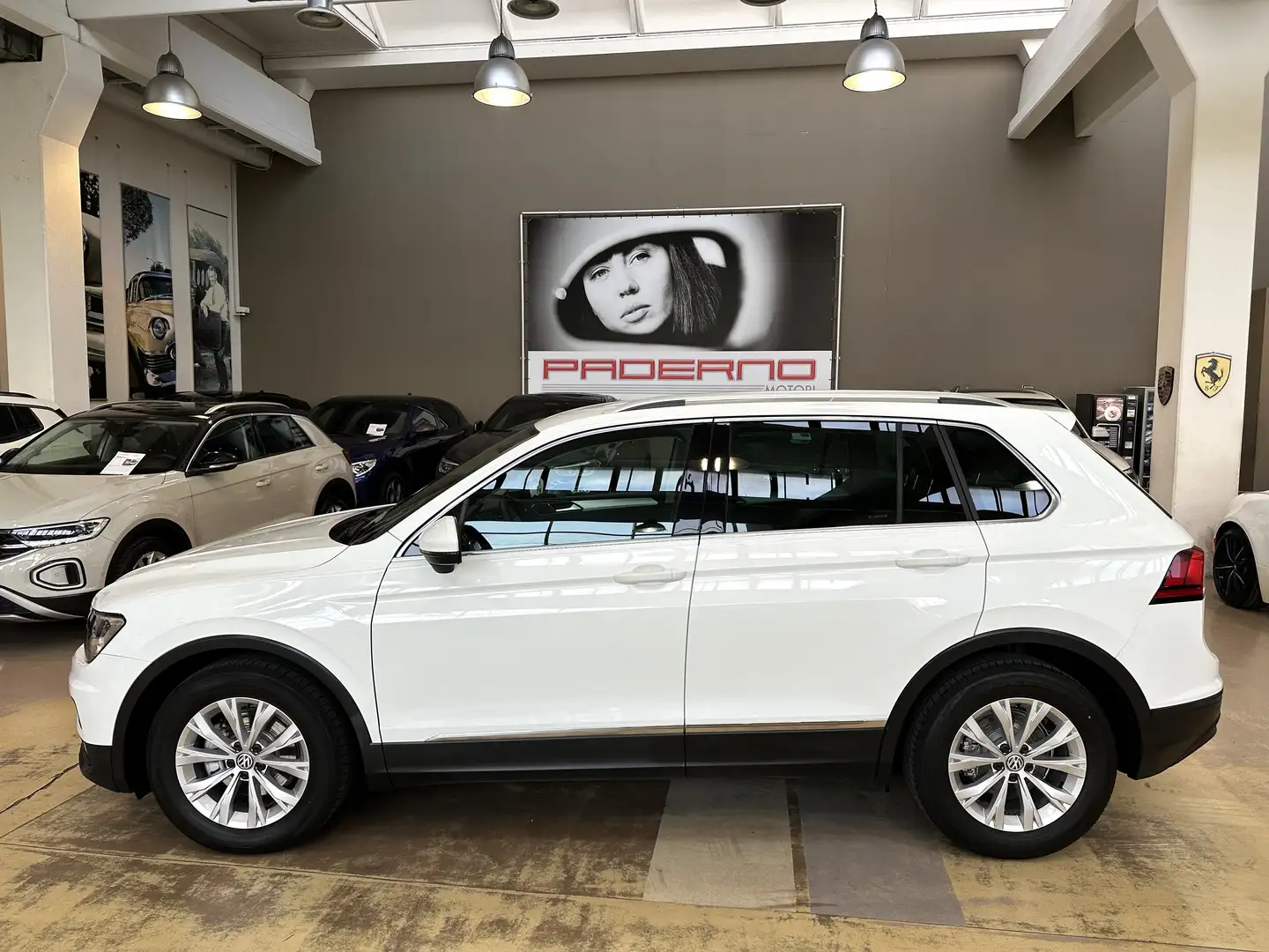 Volkswagen Tiguan 1.6 tdi Business 115cv - Carplay - ACC - Unico Pro Blanc - 2