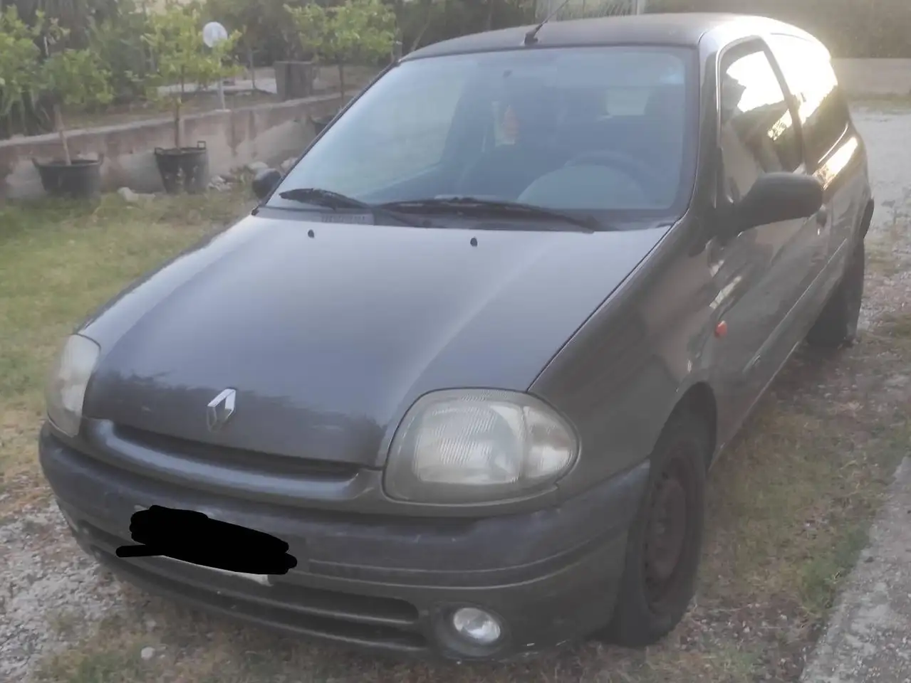 Renault Clio II 1998 3p 1.2 RT, foto 1