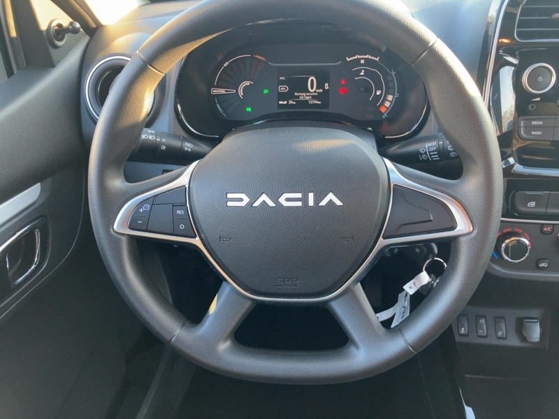 Dacia Spring Electric 45 Essential Klimaanlage — photo 10