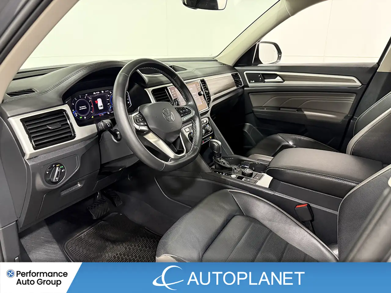Volkswagen Atlas снимка Volkswagen Atlas