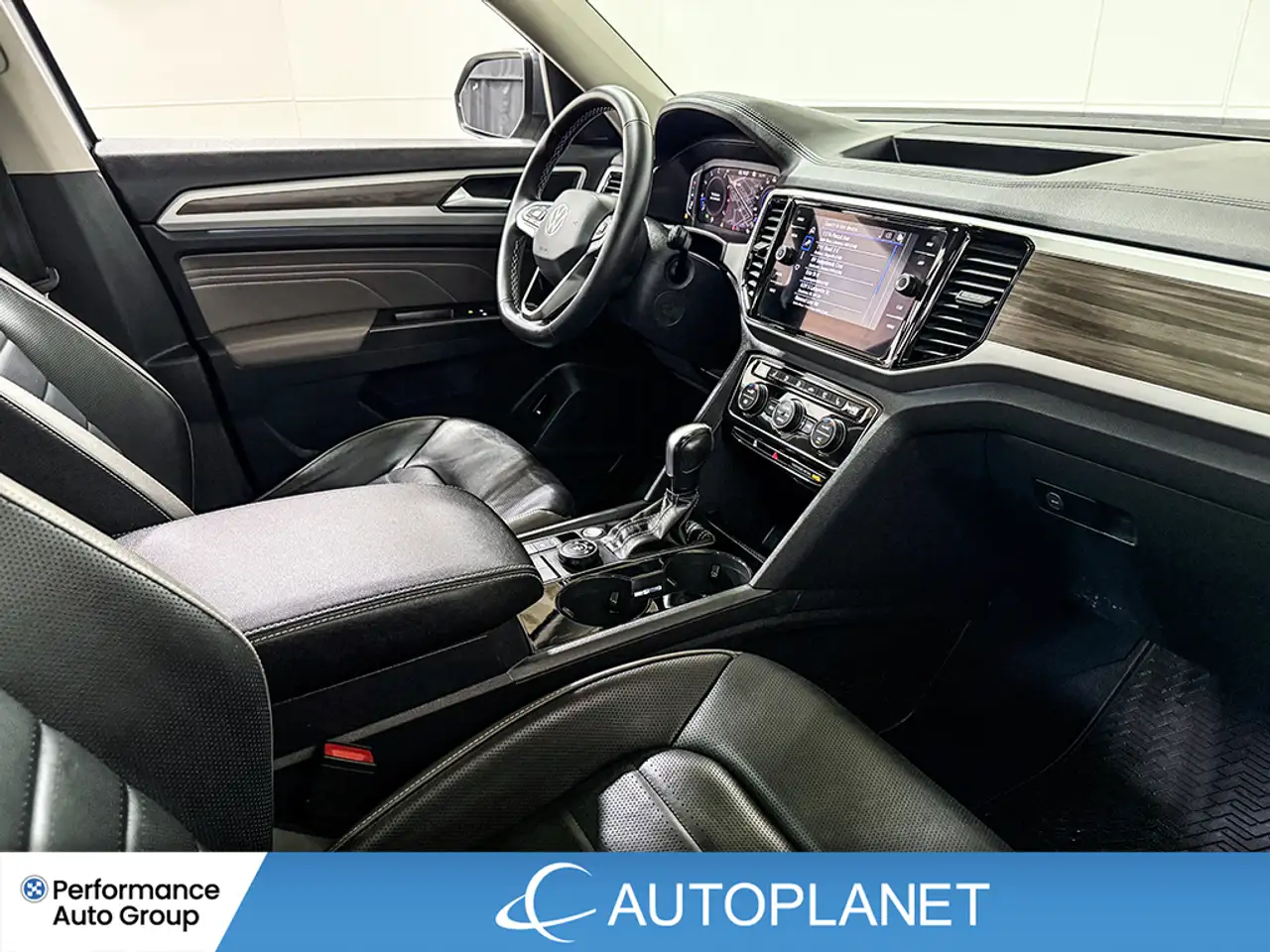 Volkswagen Atlas снимка Volkswagen Atlas