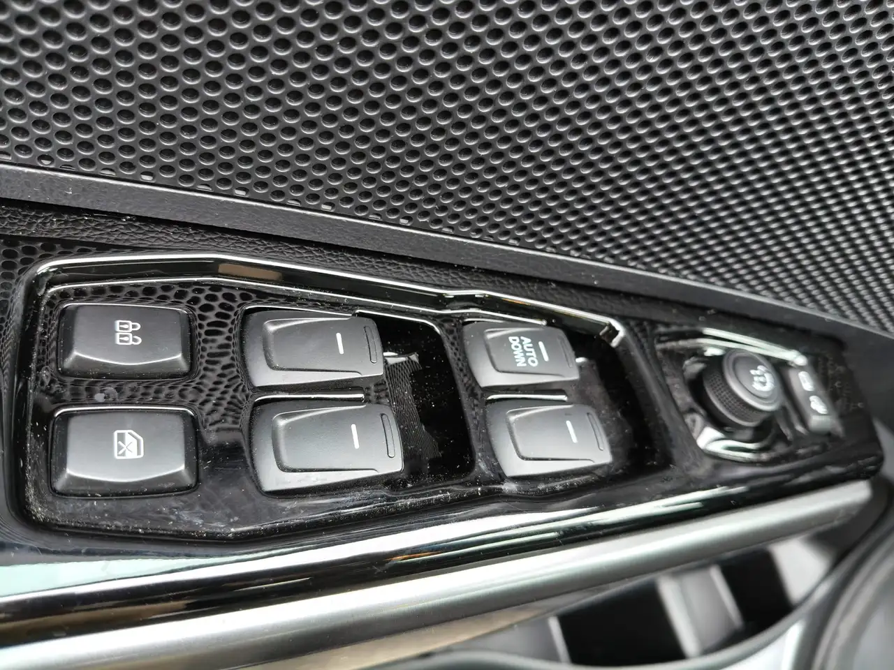 SsangYong Tivoli 2025 — фото 13