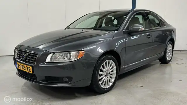 Volvo S80 3.2 AWD Summum (€9871,- EXCL. BTW)