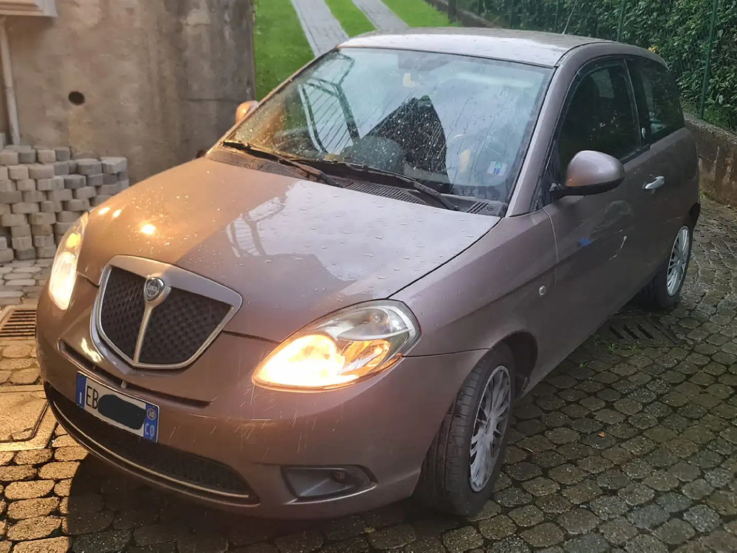 Lancia Ypsilon Ypsilon II 2007 1.4 8v New Oro (oro) ecochic Gpl Bronze - 1