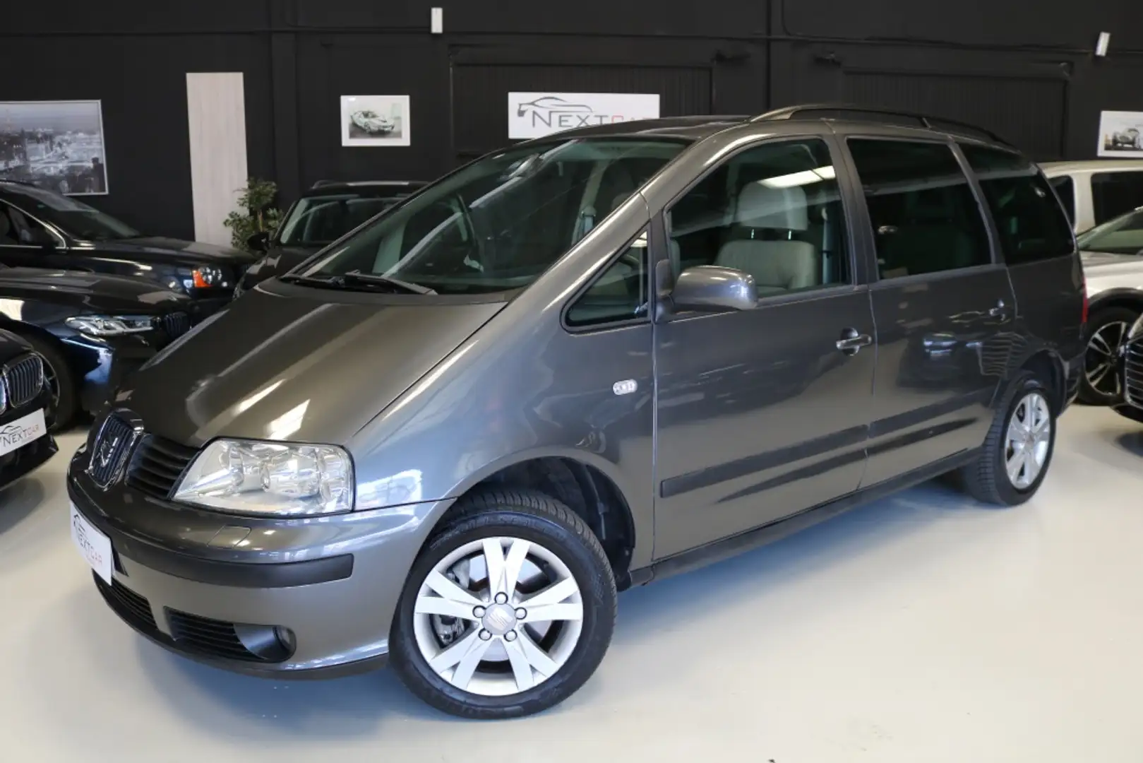 SEAT Alhambra 1.9TDi 4 Sport Plus Gris - 1
