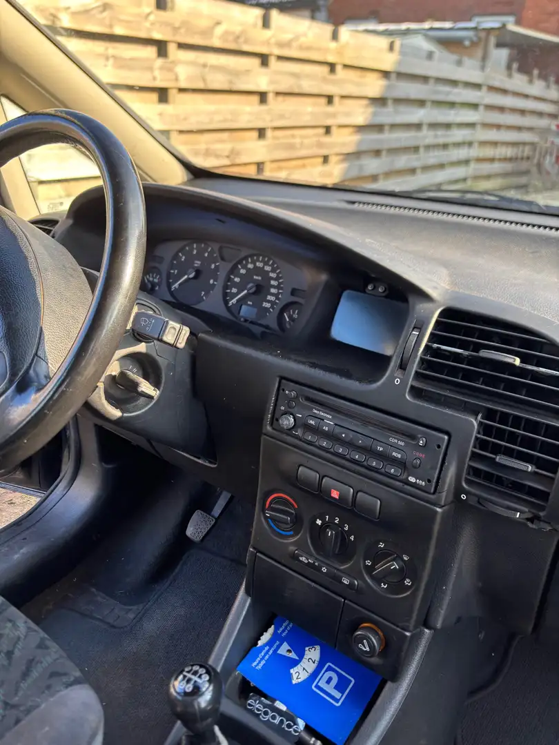 Opel Zafira Zafira 1.6-16V Elegance Blauw - 2