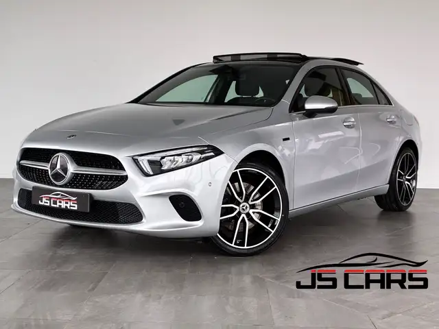 Mercedes-Benz A 250 e PHEV-1ERPRO-COCKPIT-T.O-GPS-CAMERA-PDC-JANTES19