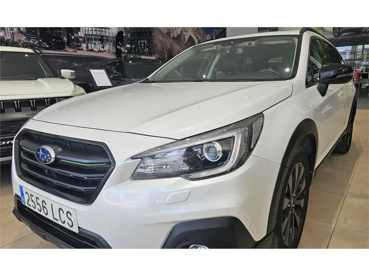 Subaru OUTBACK 2.5i Executive Plus S Black Edition CVT - 2
