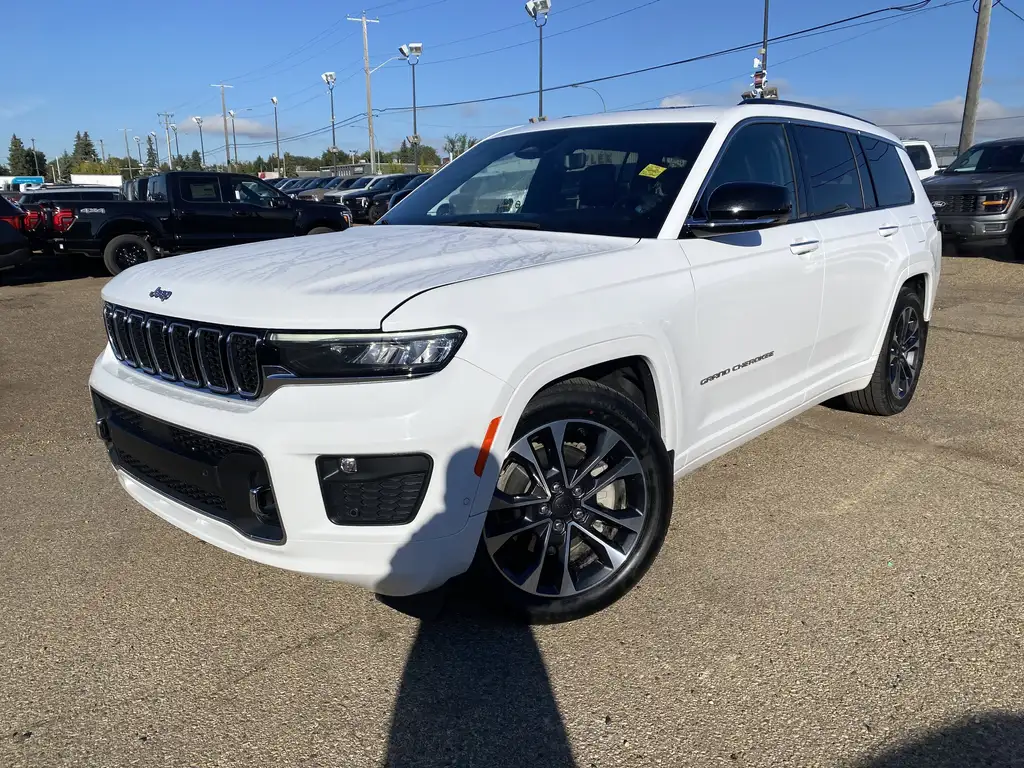 2021 Jeep Grand Cherokee L Overland | Heated Steering Wheel | Climate Seats | — photo 2
