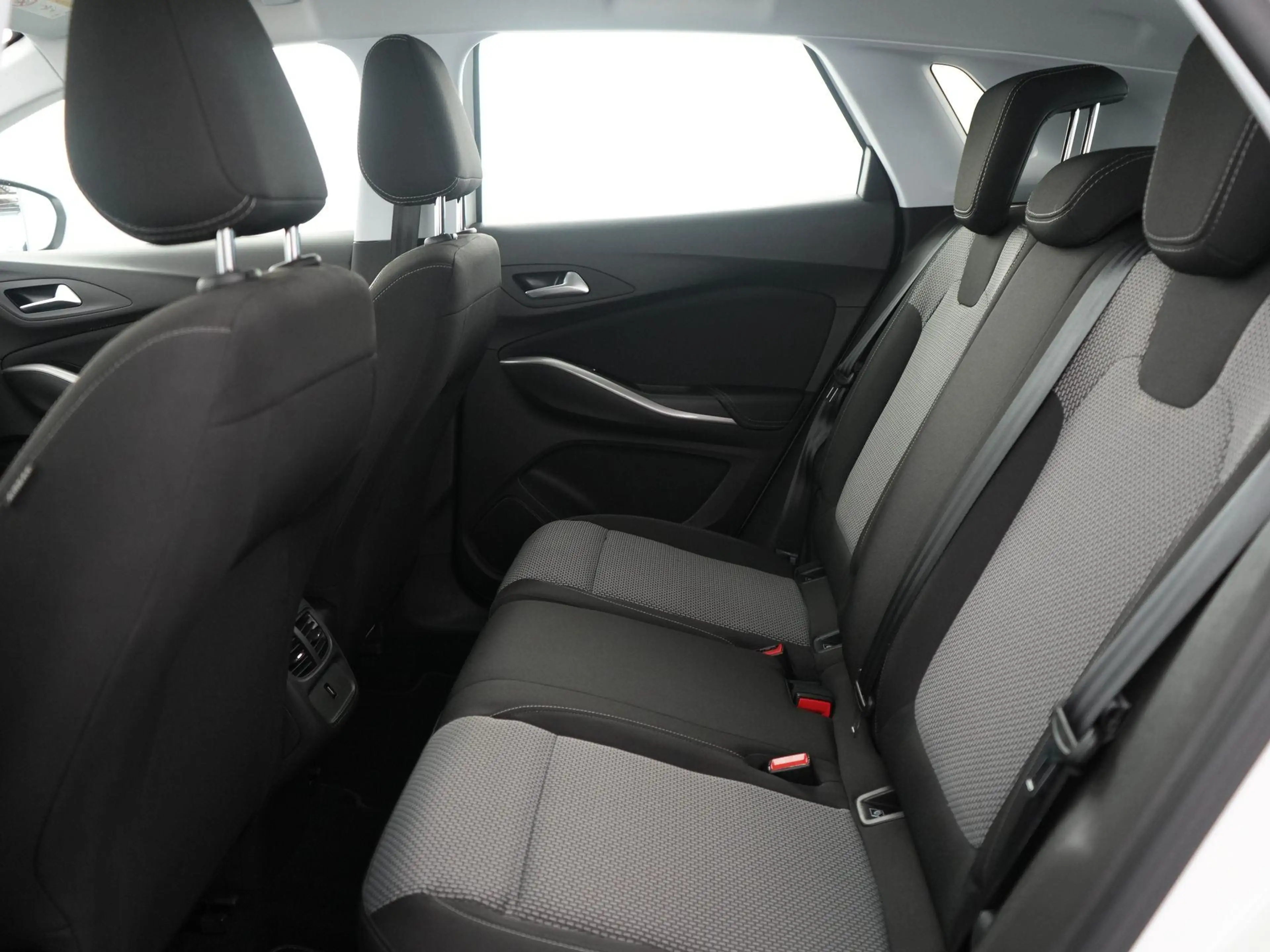 Opel Grandland X 1.2 Turbo Edition | Trekhaak | Cruise | Camera | C — photo 27