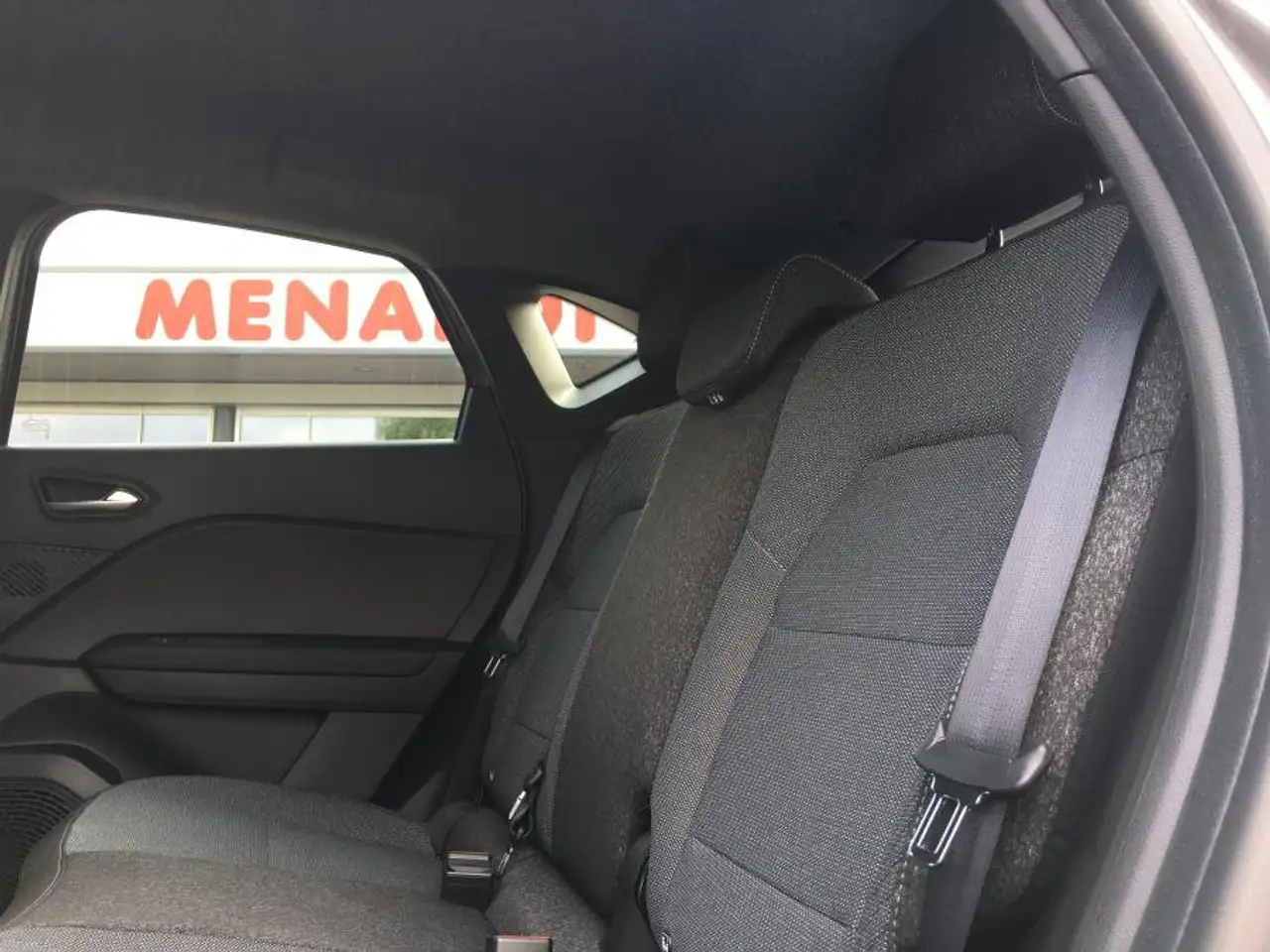 Renault Captur ECO GPL 100 cv Techno NAVI+SENS. PARK ANTERIORI 8