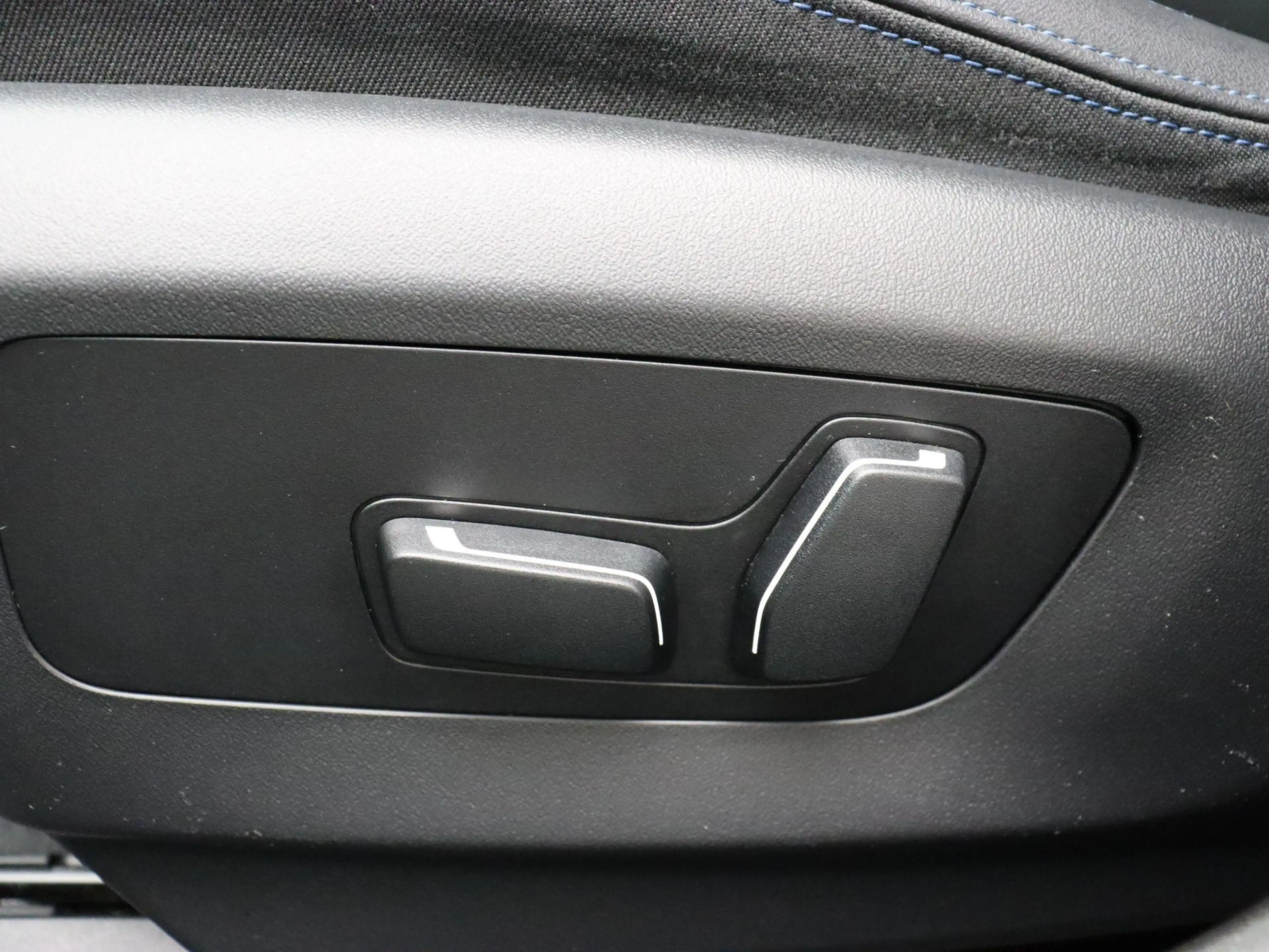 BMW i5 Touring E-Drive 40 M Sportpakket Pro | Comfort Acc — photo 13