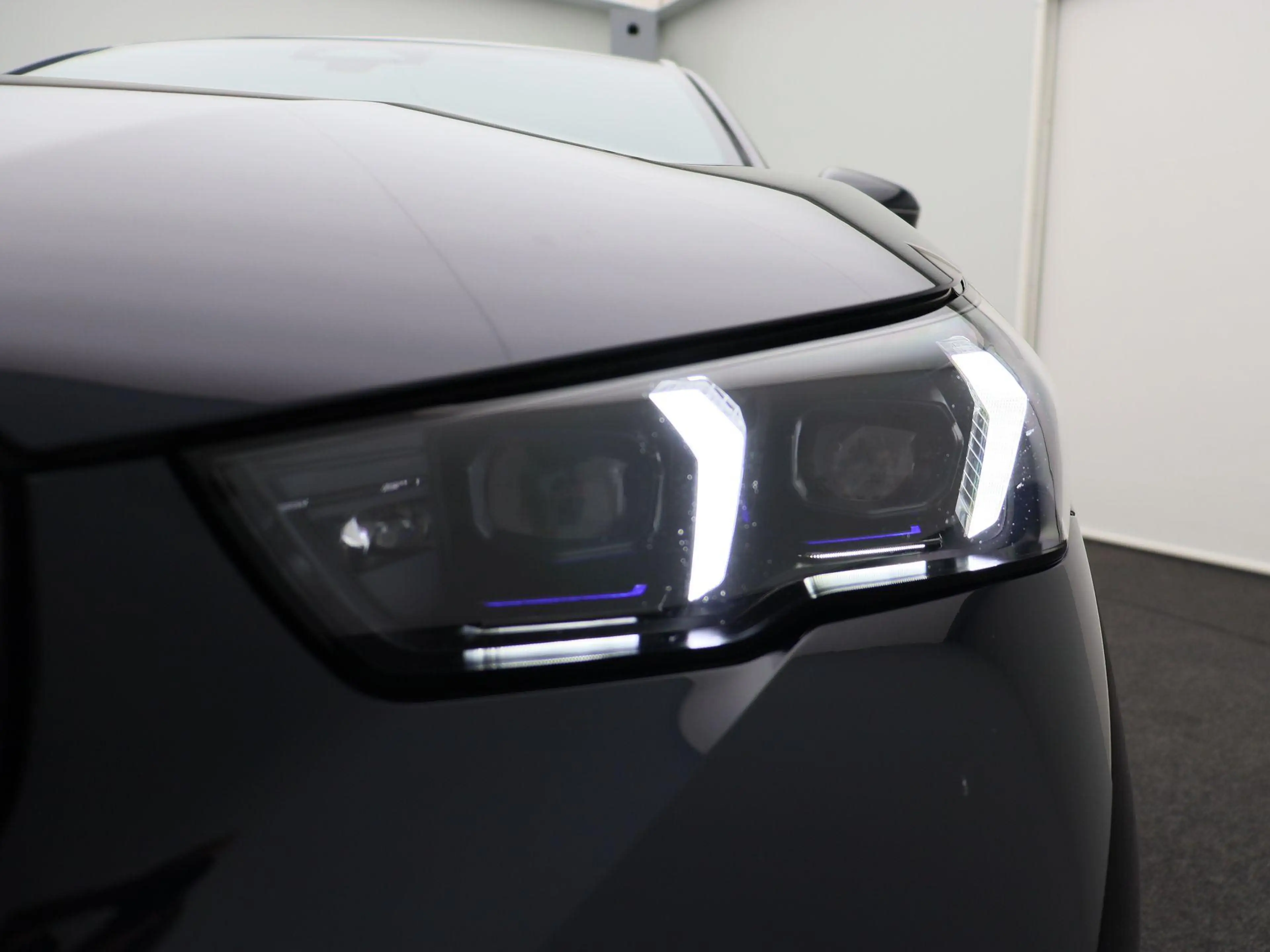 BMW i5 Touring E-Drive 40 M Sportpakket Pro | Comfort Acc — photo 6