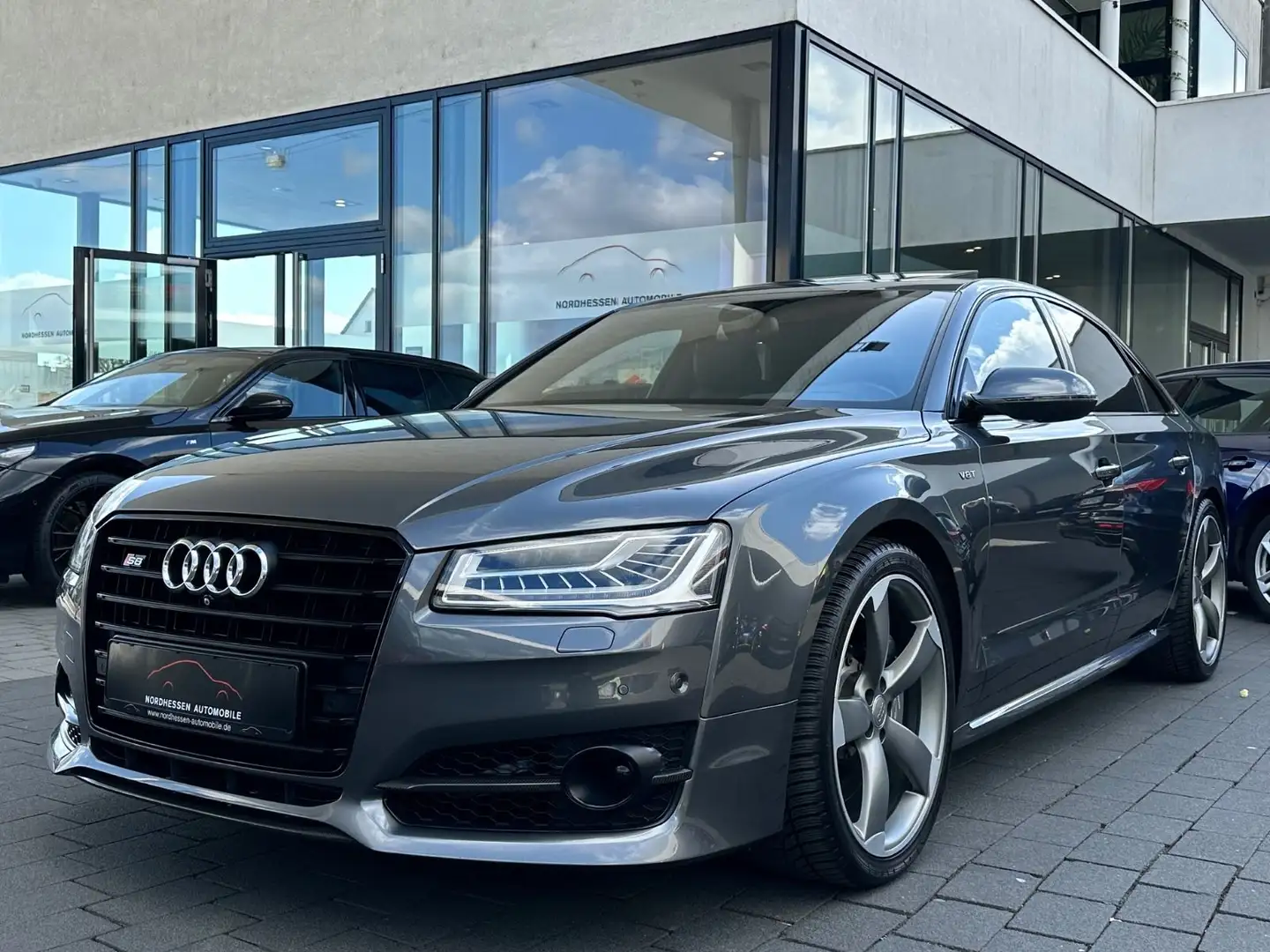 Audi S8 plus 4.0 TFSI quattro | Schiebedach | B&O Grau - 1