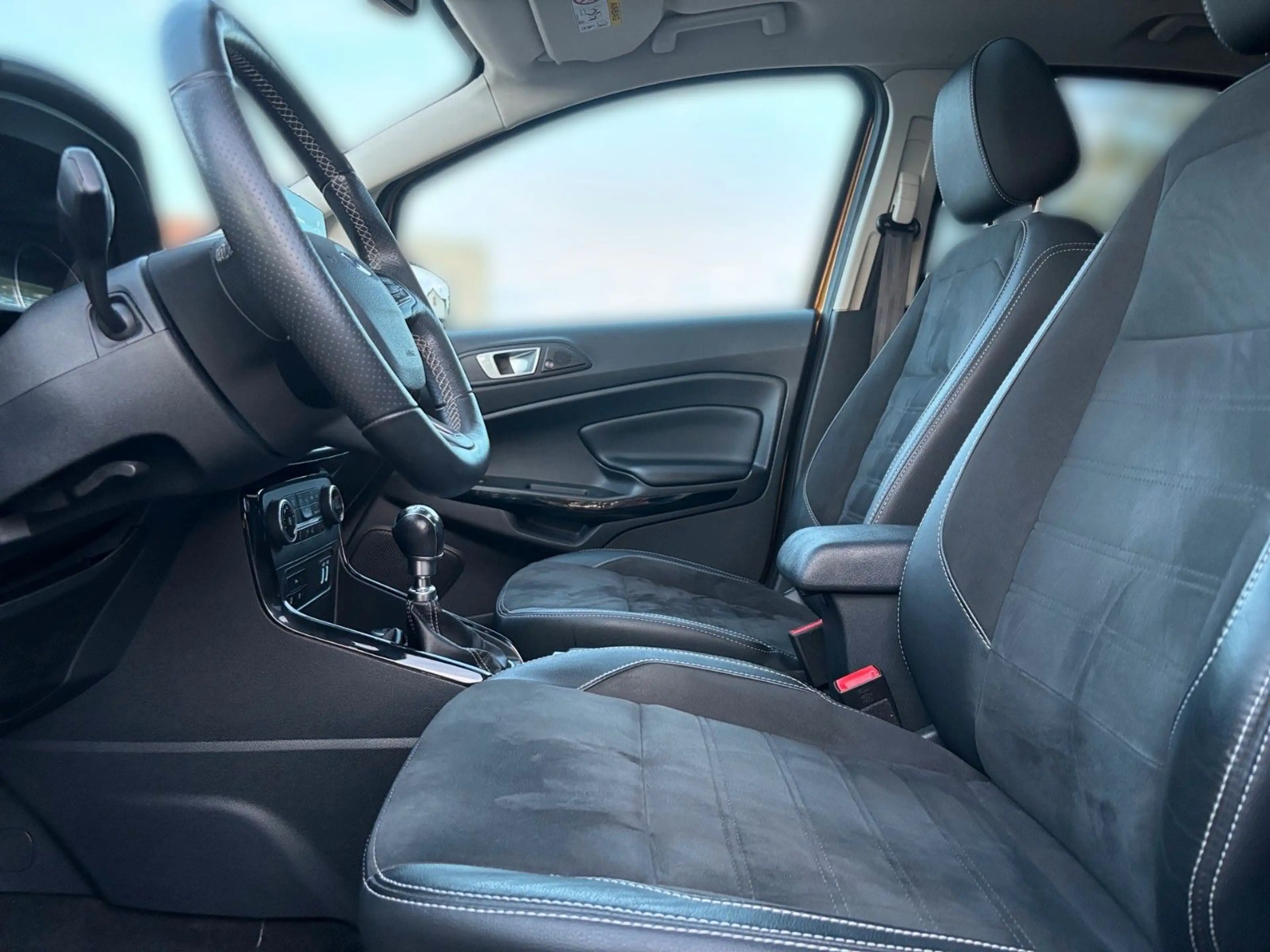 Ford EcoSport ST-Line/Klima/SHZ/GSHD/Navi/DAB/4Season — photo 11