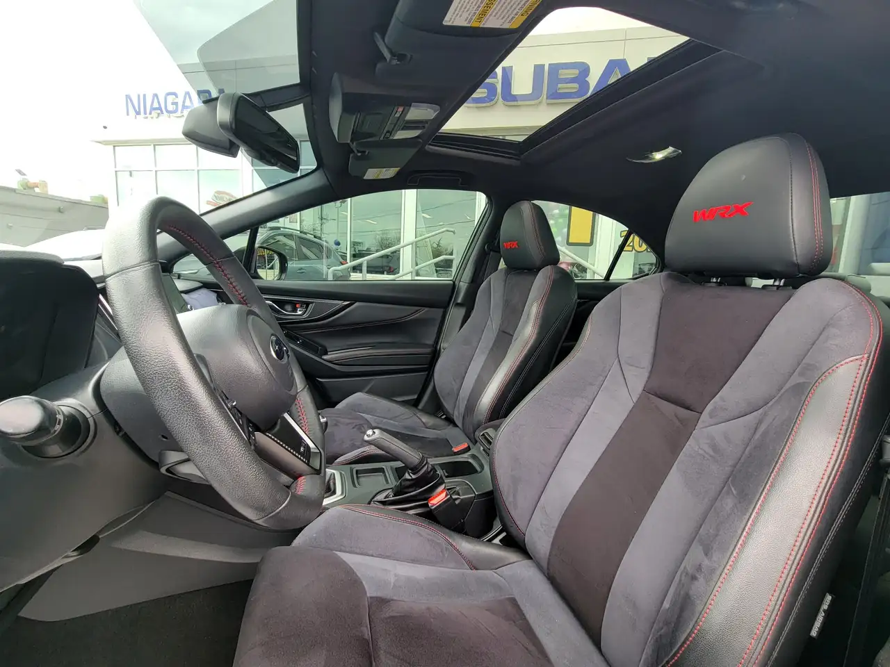 Subaru WRX снимка Subaru WRX