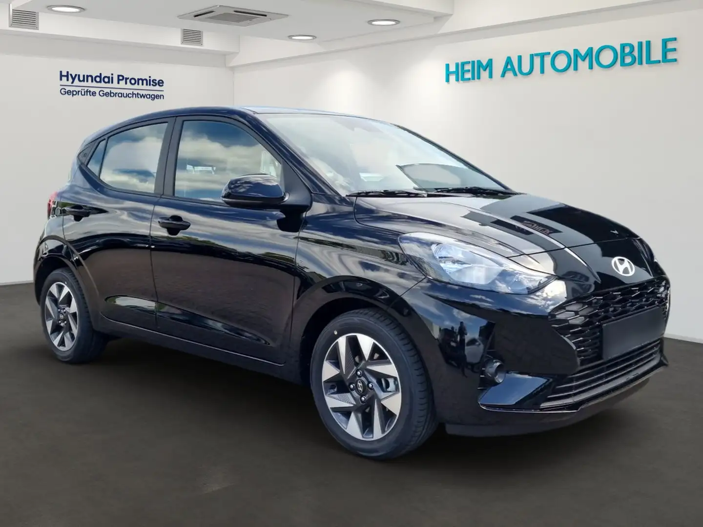 Hyundai i10 1.2 Trend Schwarz - 2