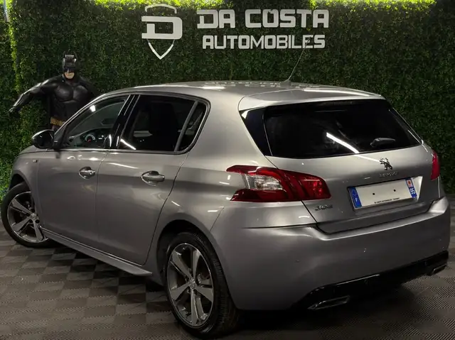 Peugeot 308 view 6