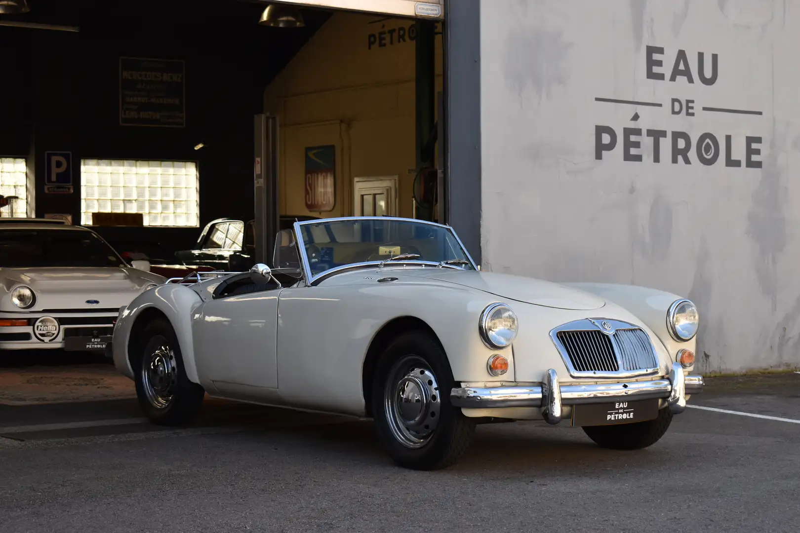 MG MGA 1600 Weiß - 2