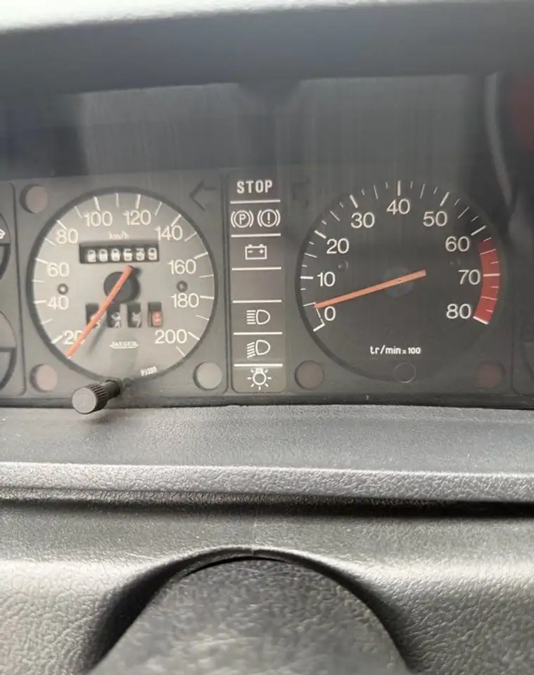 Peugeot 205 GTI 1l6 2eme main seulement, foto 5