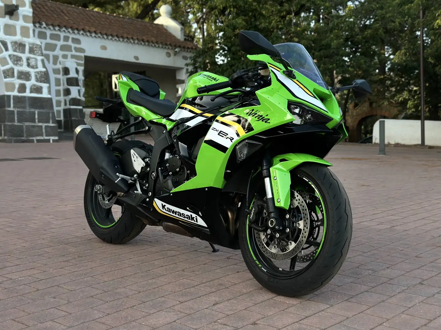 Kawasaki Ninja ZX-6R Verde - 1