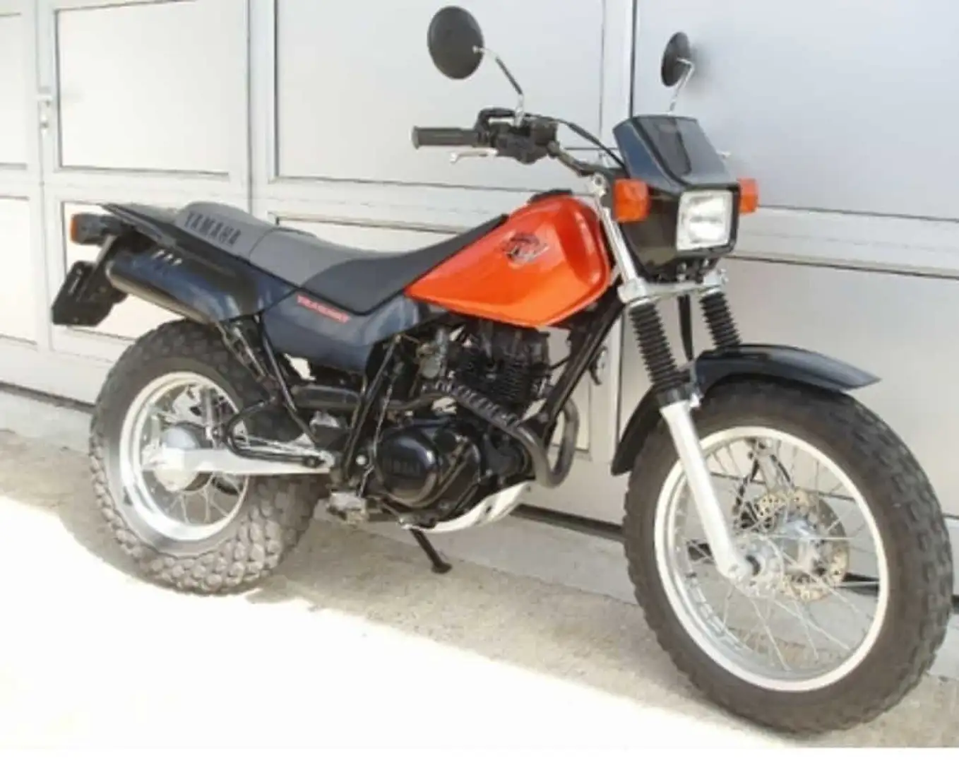 Yamaha TW 125 Orange - 1
