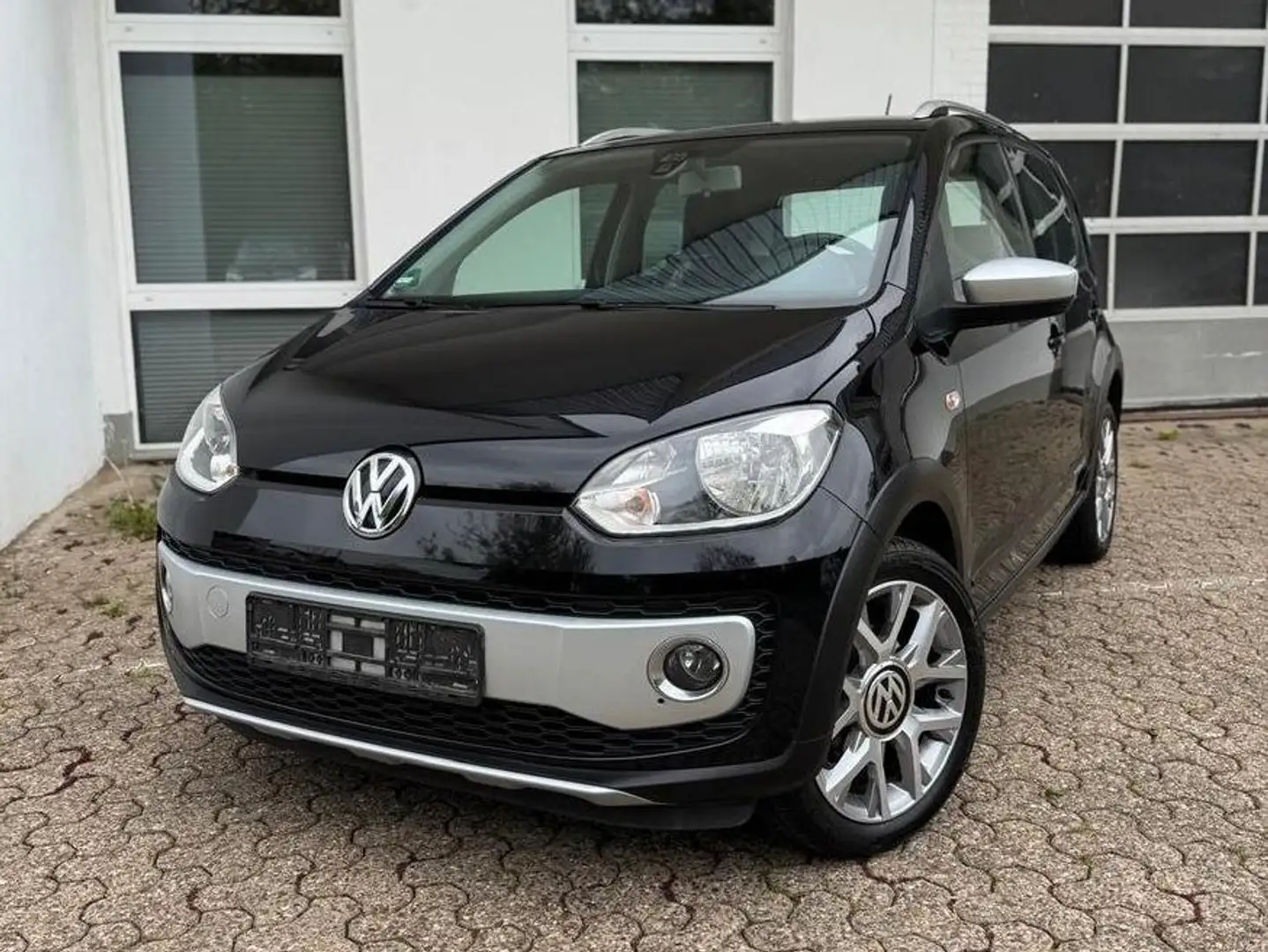 Volkswagen up! Up 1.0 MPI Cross up! Schwarz - 2