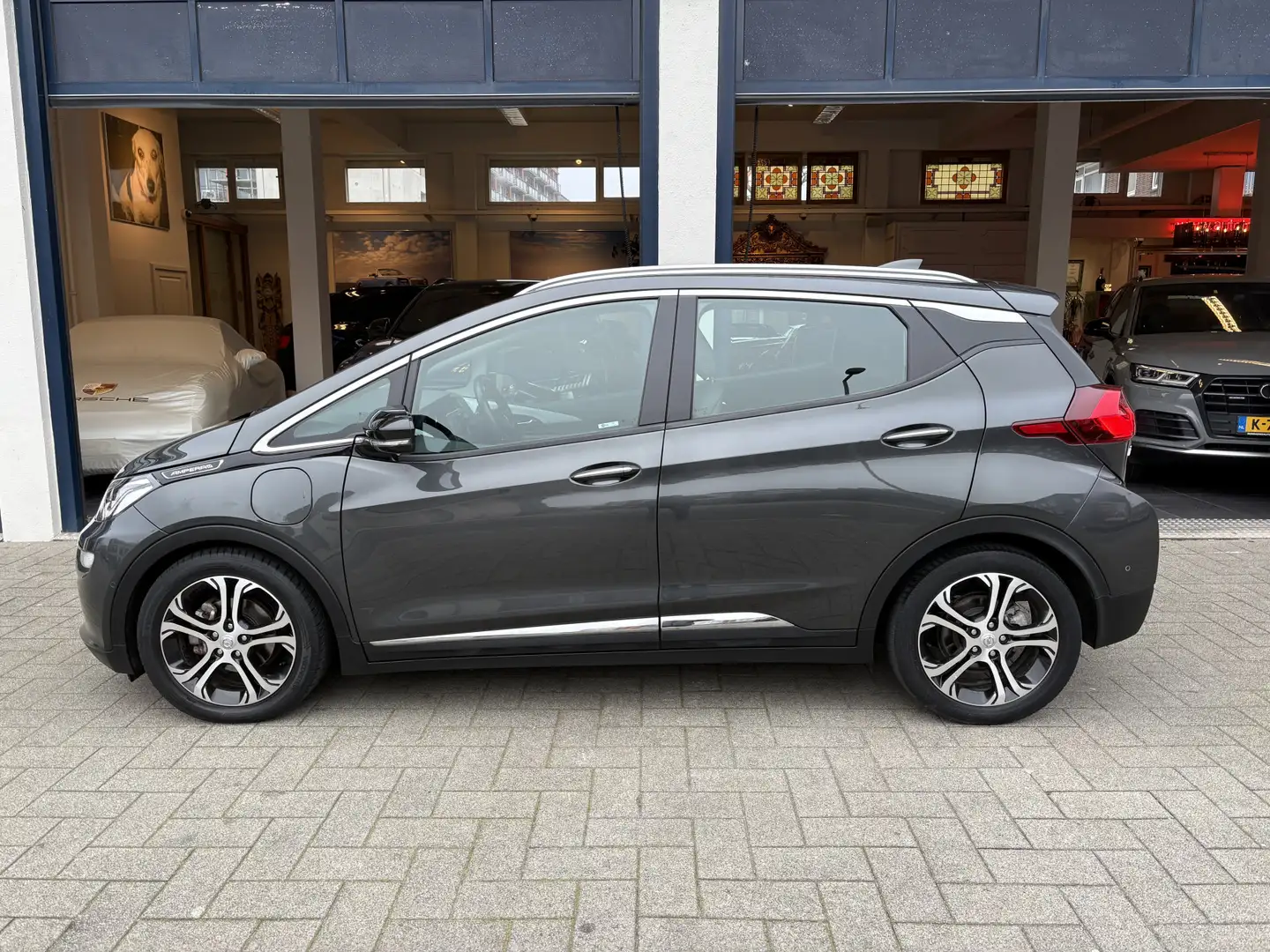 Opel Ampera-E Business executive 60 kWh NL AUTO/FULL OPTIONS Grau - 2