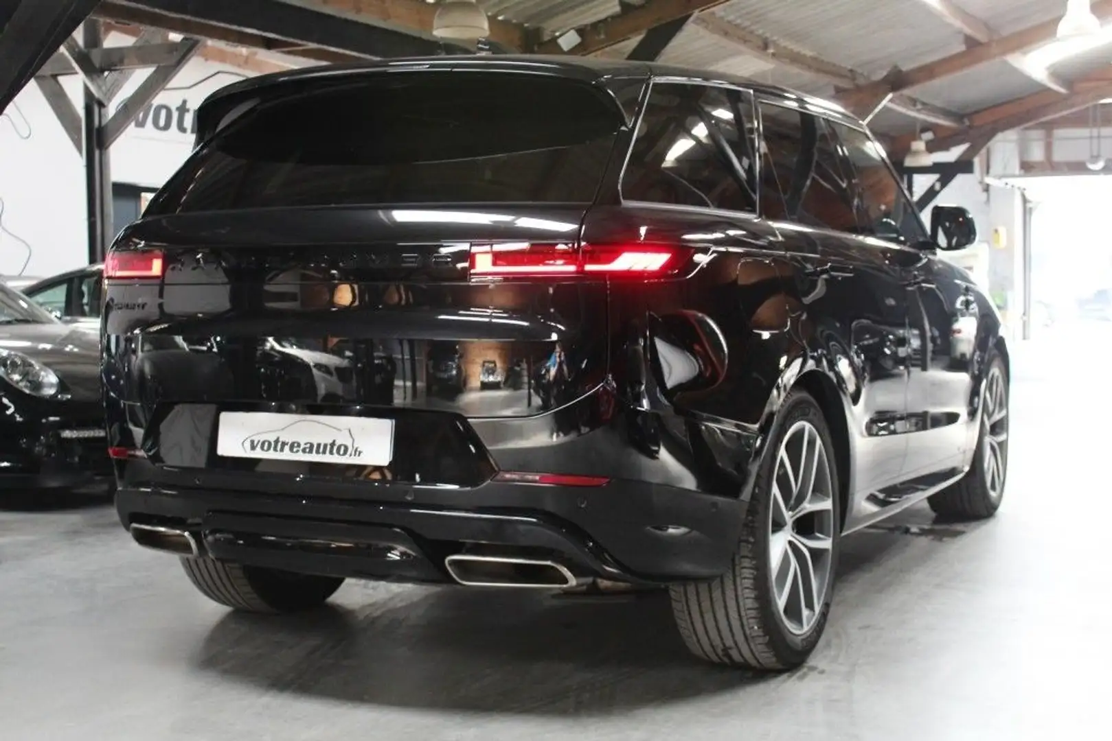 Land Rover Range Rover Sport III P550E AWD 3.0 I6 PHEV AUTOBIOGRAPHY Noir - 2