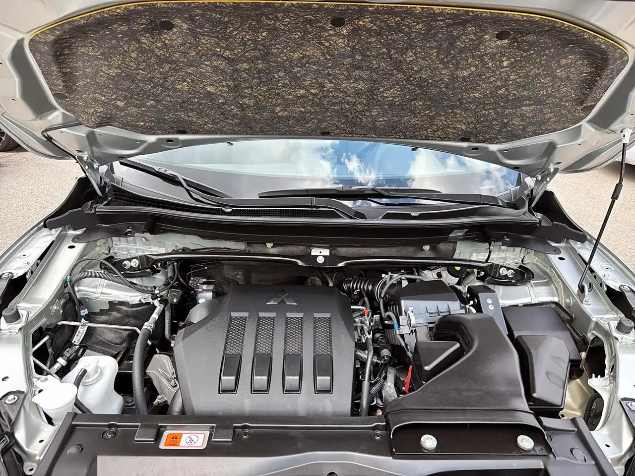 Mitsubishi Eclipse Cross photo Mitsubishi Eclipse Cross