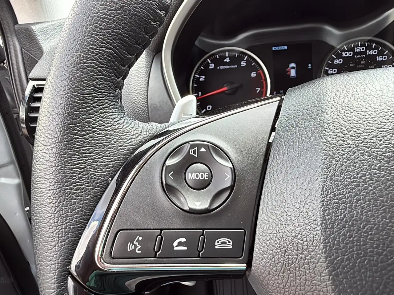 Mitsubishi Eclipse Cross photo Mitsubishi Eclipse Cross