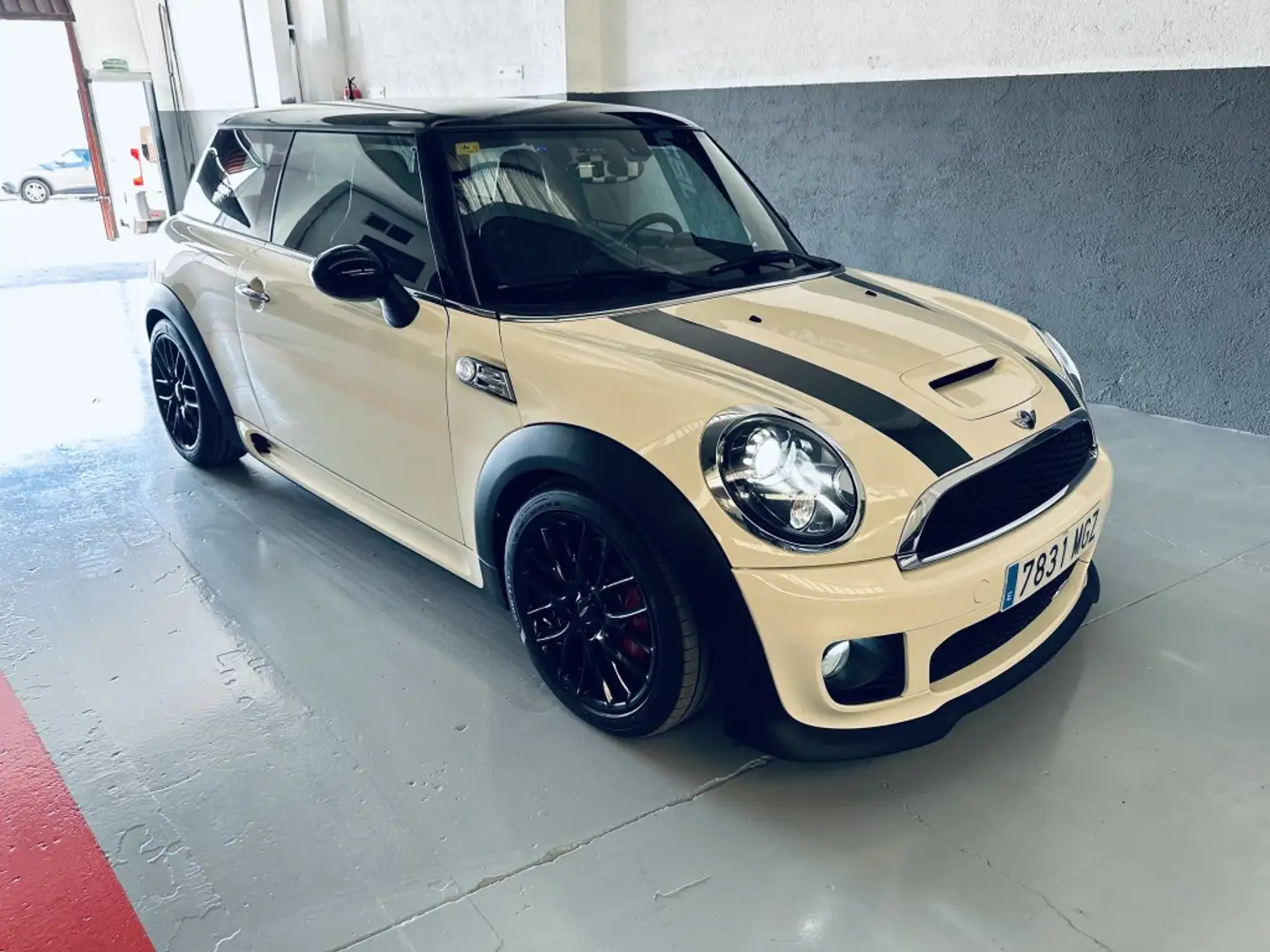 MINI John Cooper Works Coupé Blanco - 2