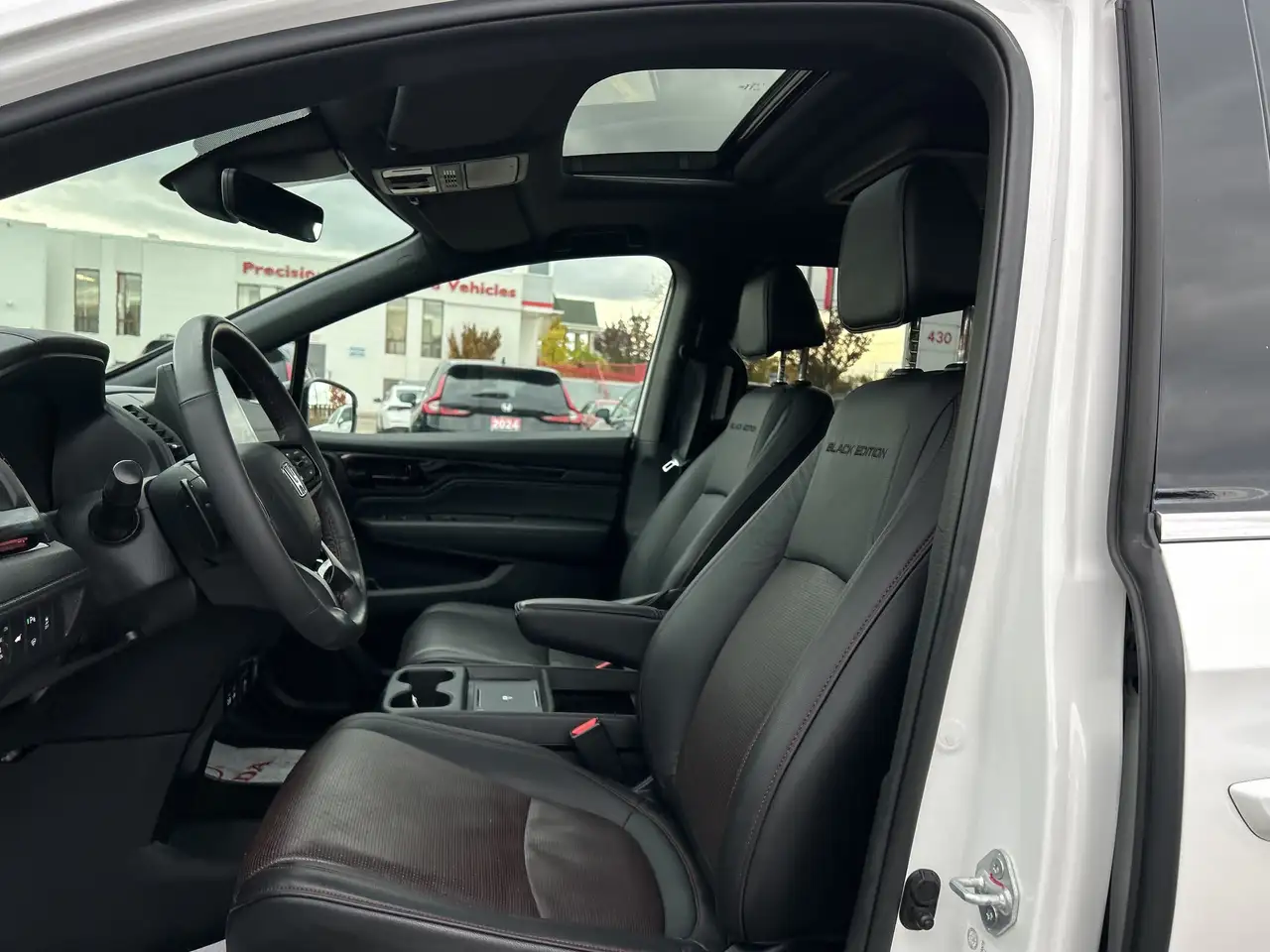 Honda Odyssey снимка Honda Odyssey