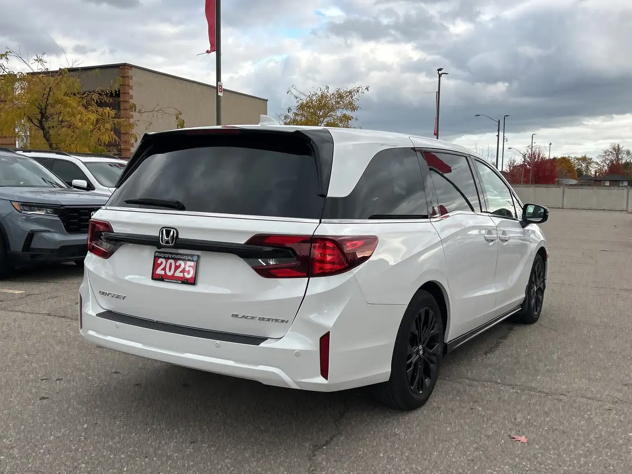 Honda Odyssey снимка Honda Odyssey
