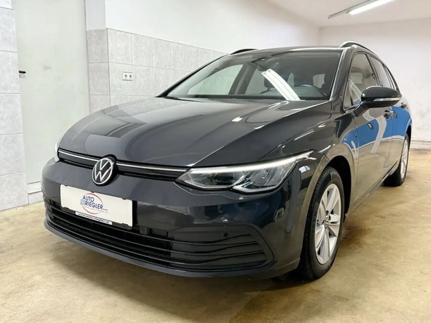 Volkswagen Golf Life 2,0TDI''LED-Navi-Virtual-ACC-Sitzheizung Grau - 1