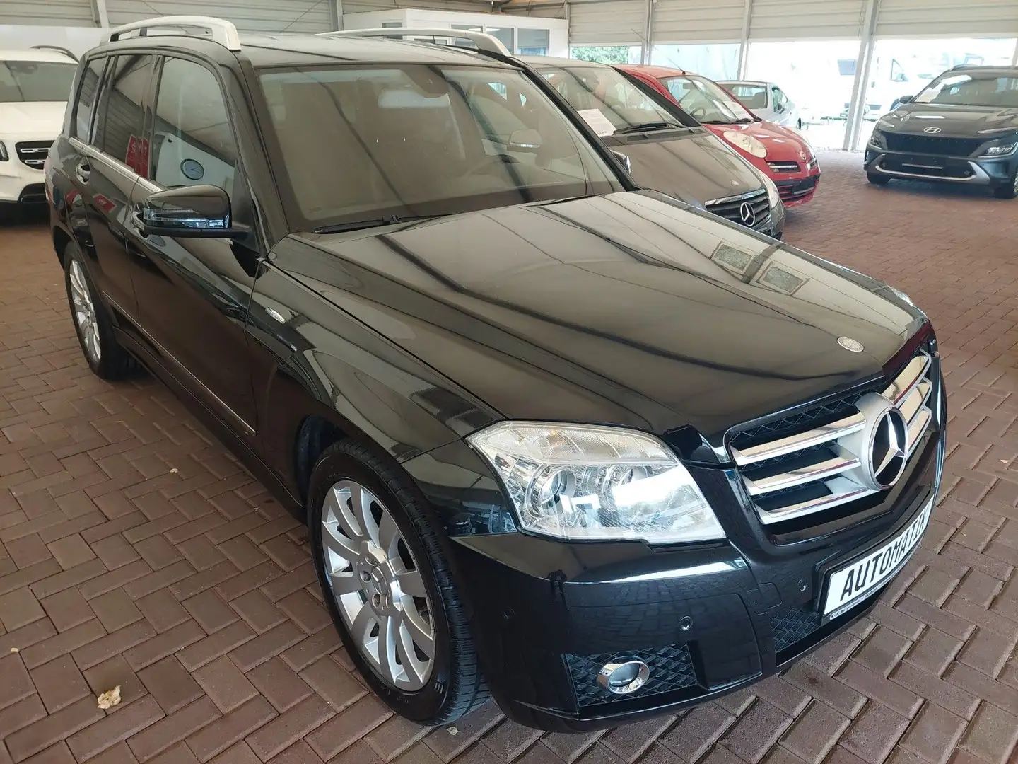 Mercedes-Benz GLK 220 BlueEfficiency 4Matic Navi PDC AHK Schwarz - 1