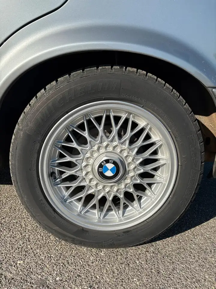 BMW 318i, foto 9