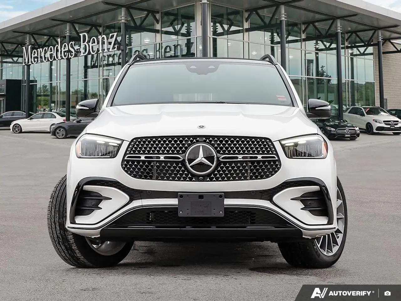 Mercedes-Benz GLE снимка Mercedes-Benz GLE
