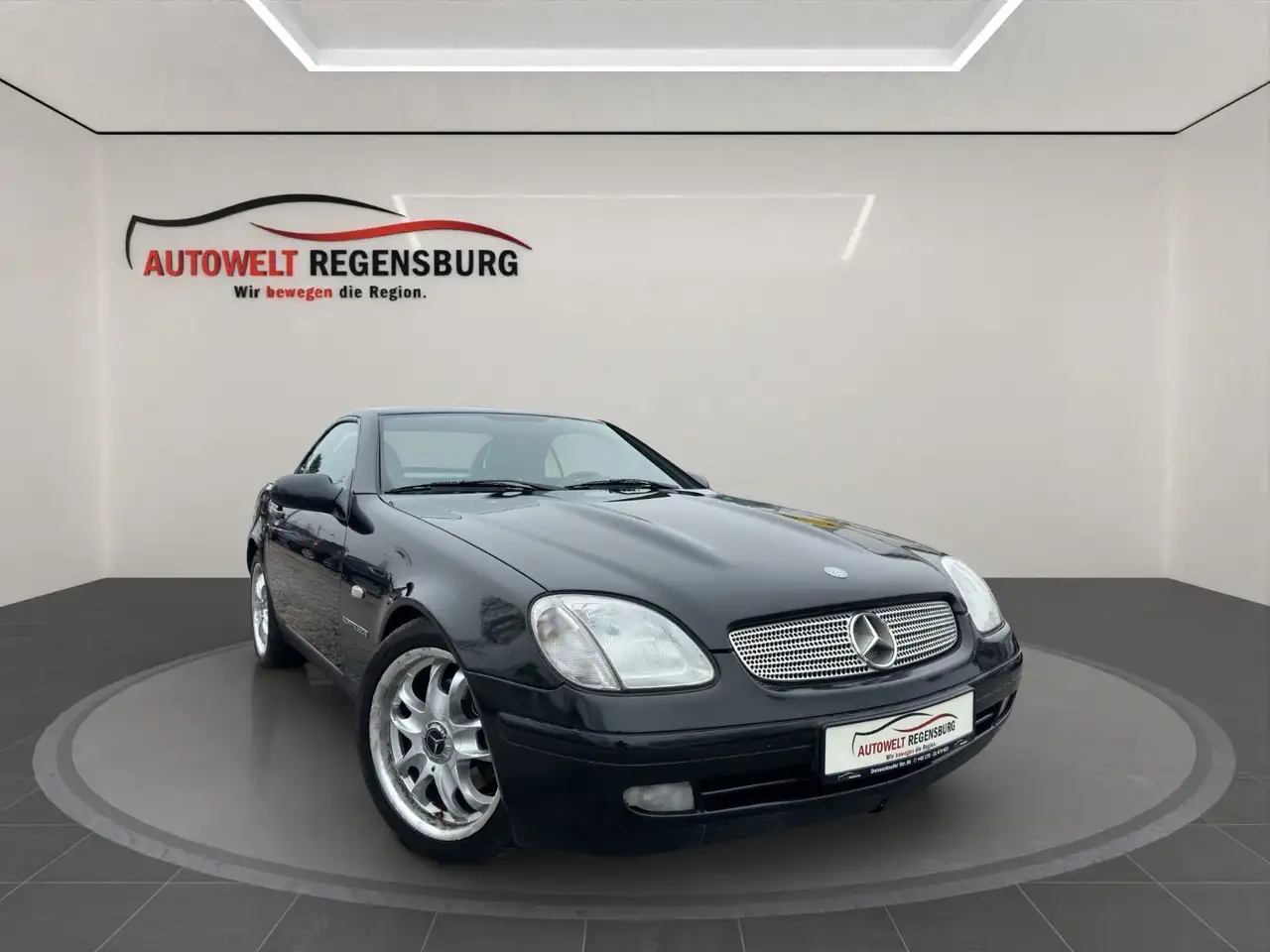 Mercedes-Benz SLK 230