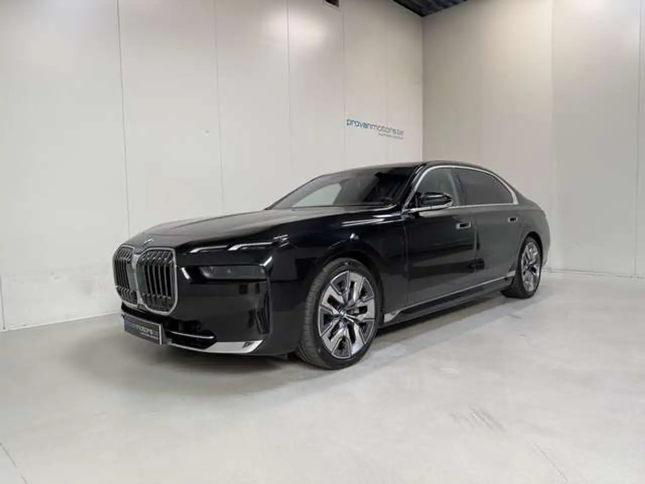 BMW 750