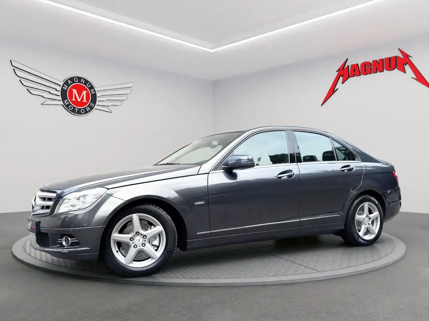 Mercedes-Benz C 300 V6 7G AVANTGARDE *Aut.*Leder*Navi*PDC* - 2