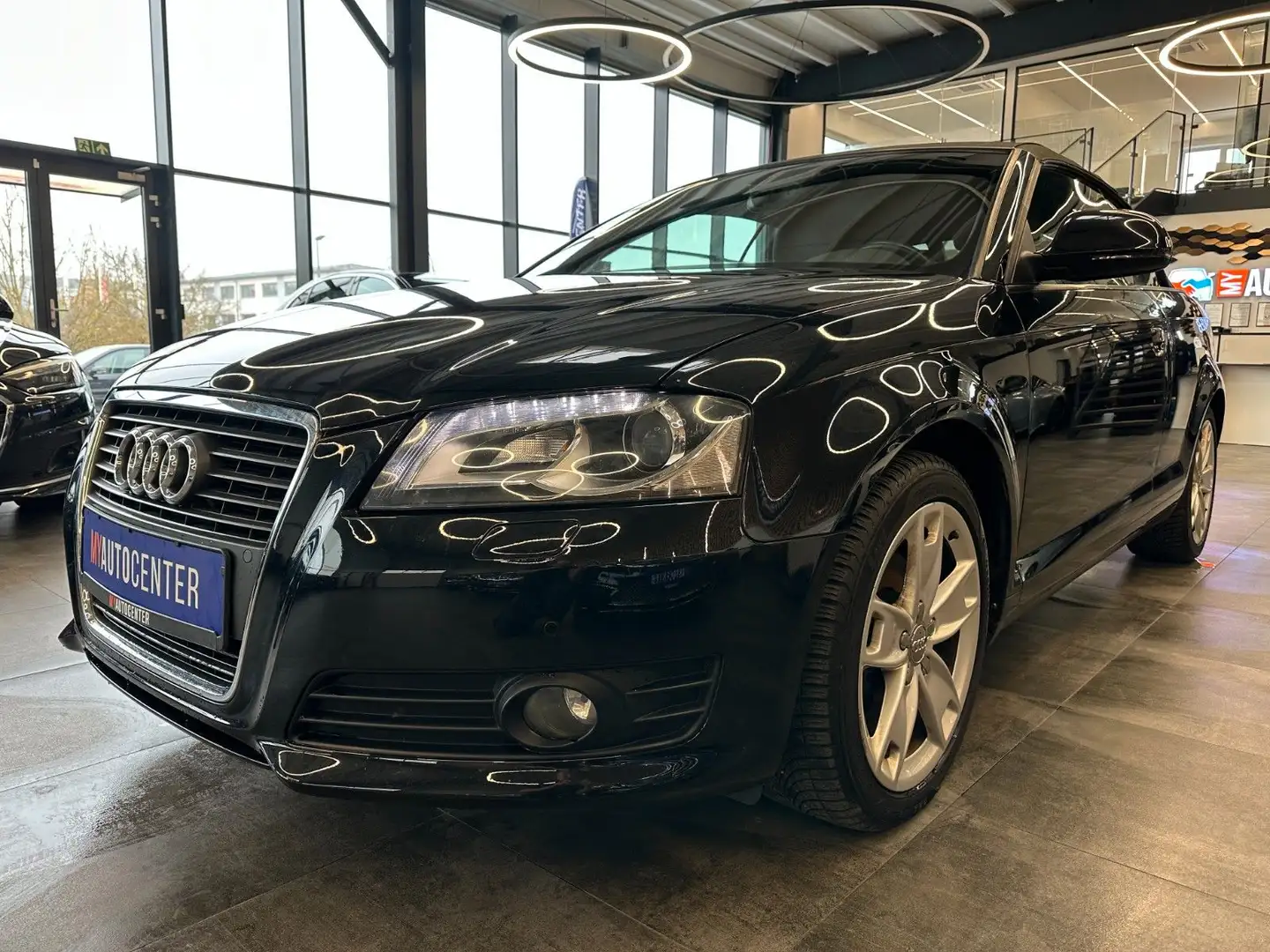 Audi A3 Cabriolet Ambition *Xenon*Klima*SHZ*Navi*PDC* Noir - 2