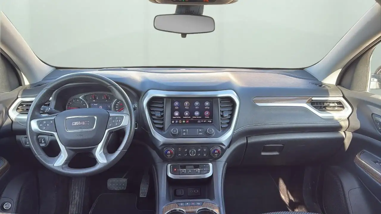GMC Acadia photo GMC Acadia