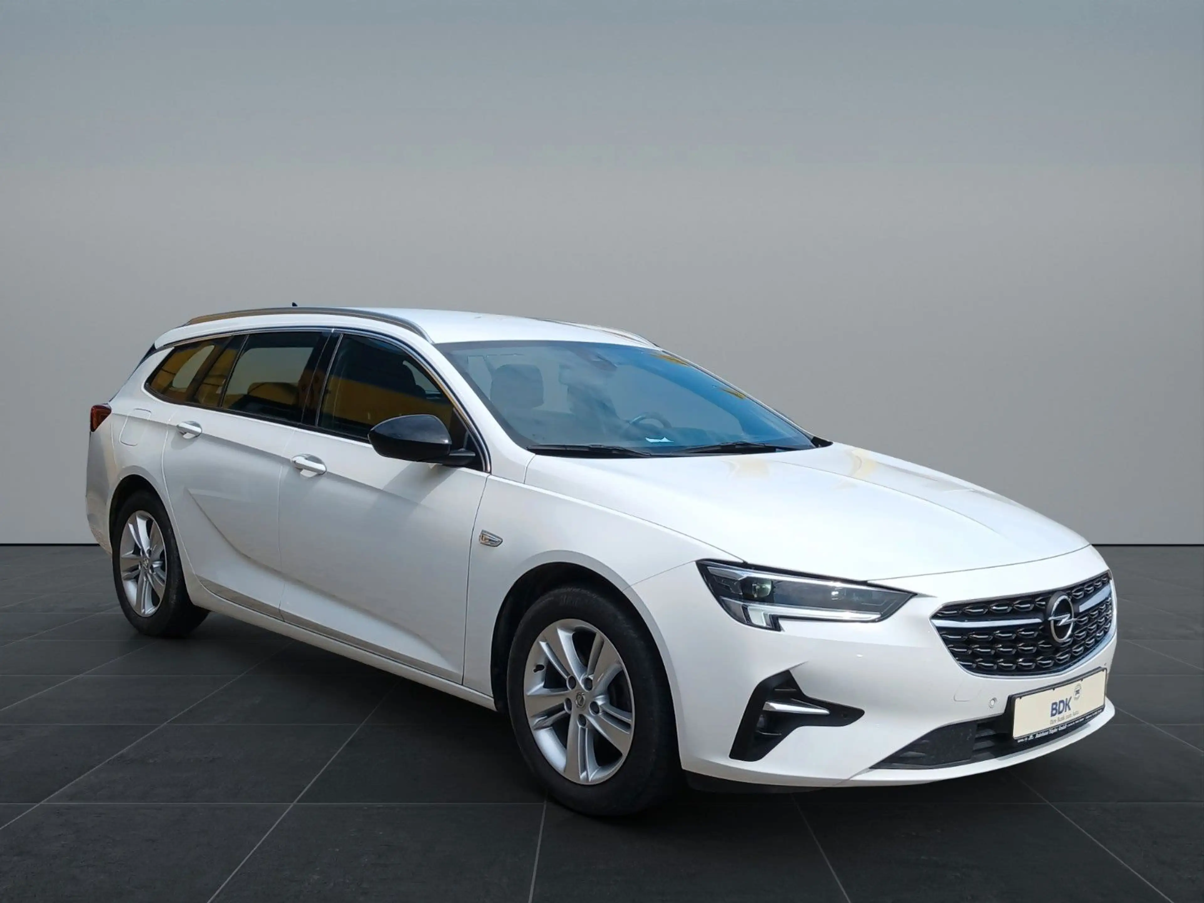 Opel Insignia B ST Premium "Elegance" aus 1-Hand — photo 5