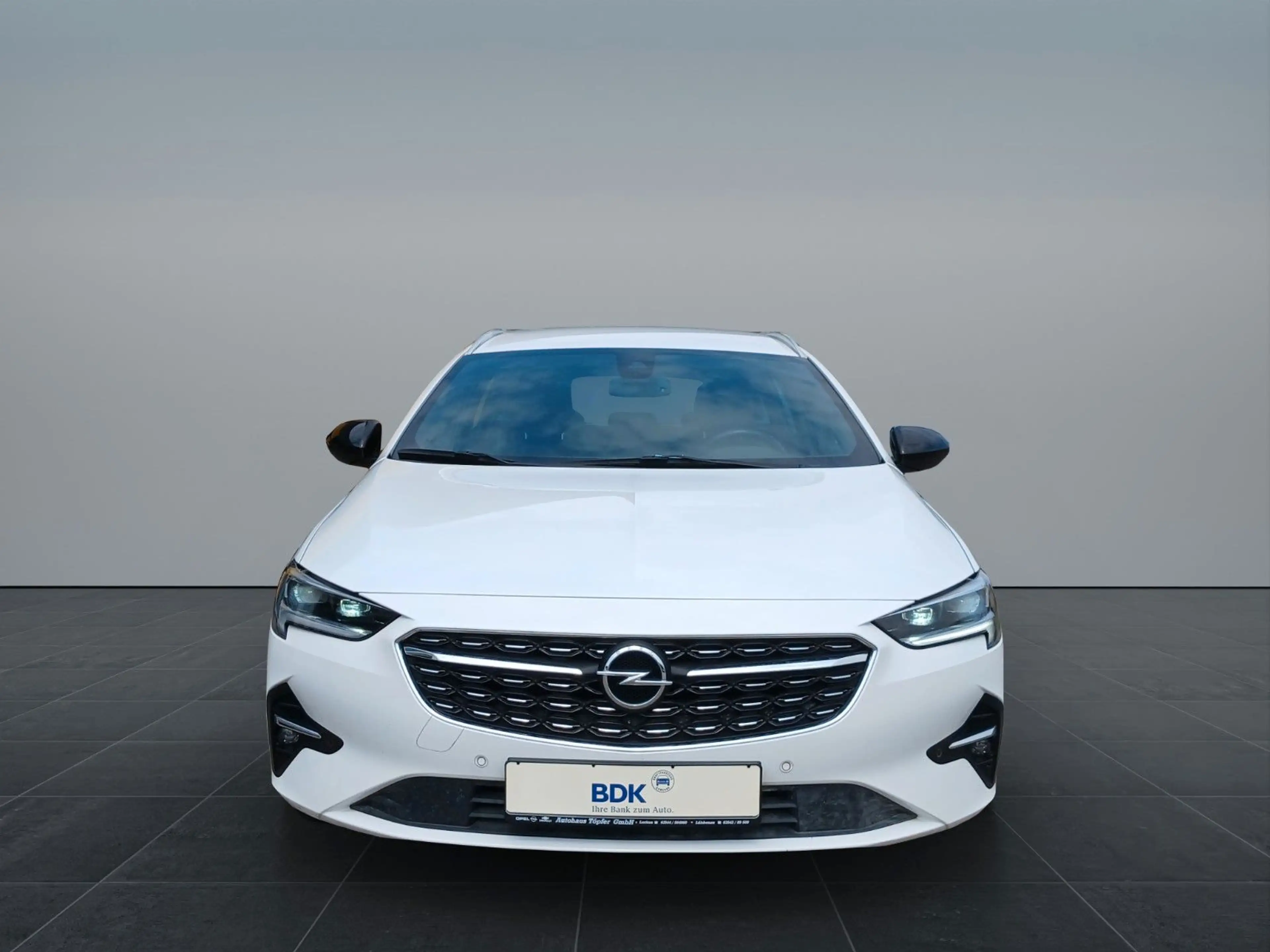 Opel Insignia B ST Premium "Elegance" aus 1-Hand — photo 6