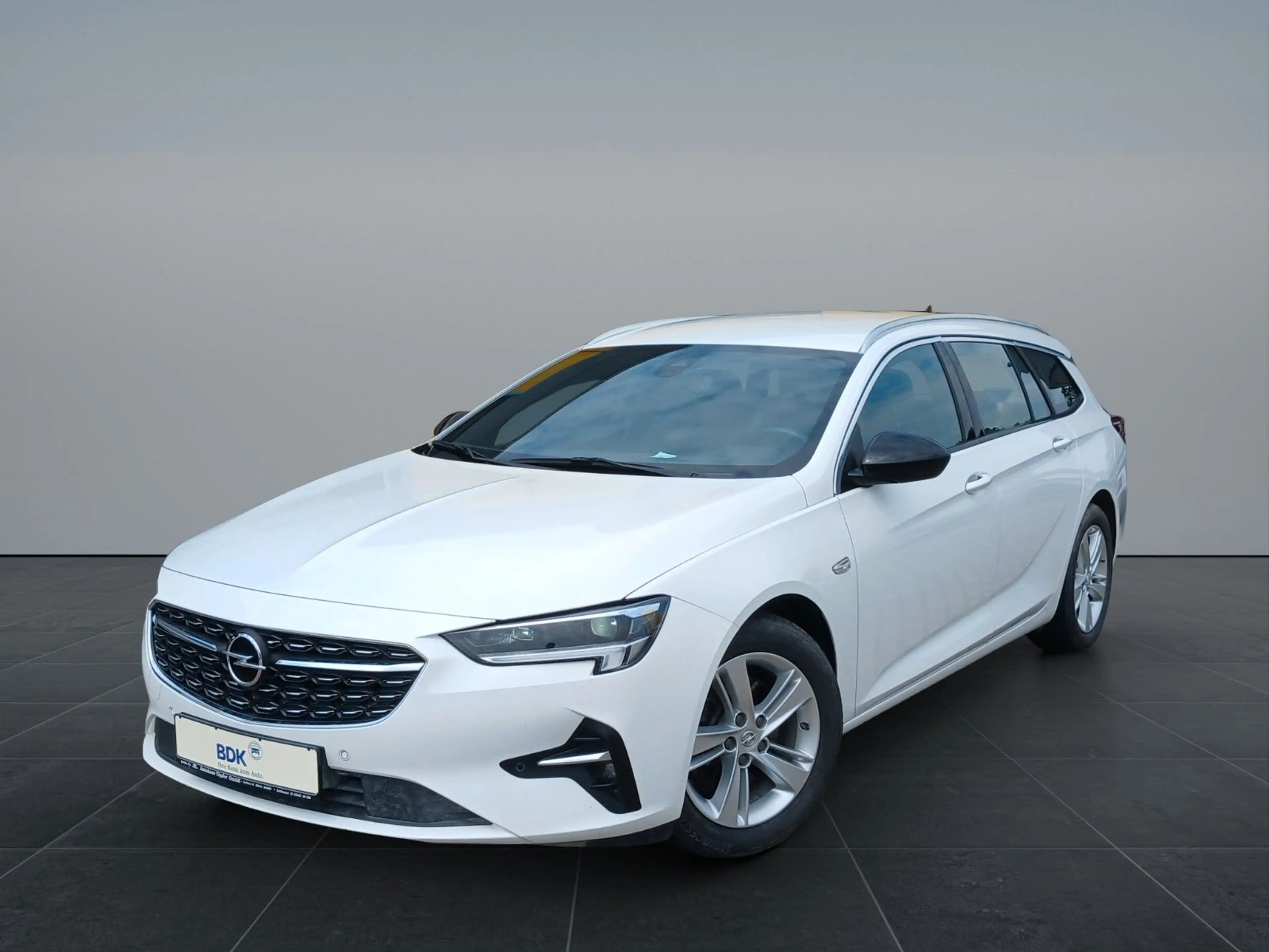 Opel Insignia B ST Premium "Elegance" aus 1-Hand — photo 3
