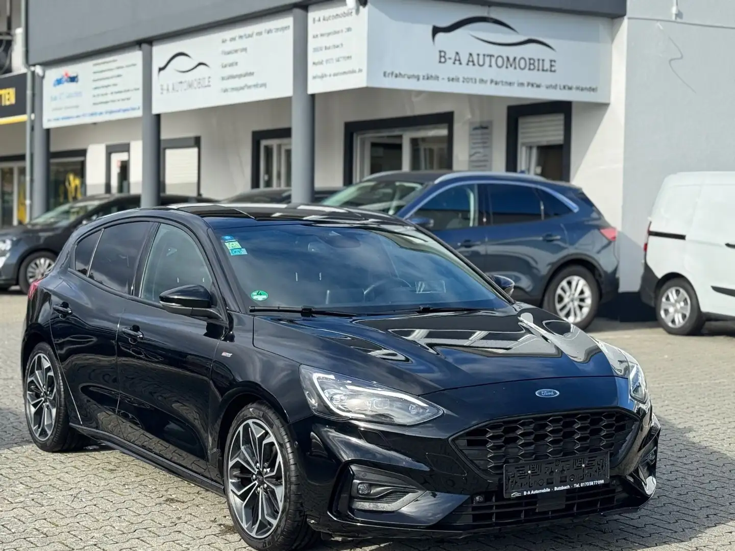Ford Focus Lim. ST-Line X 134 KW*Automatik*TOP Schwarz - 1